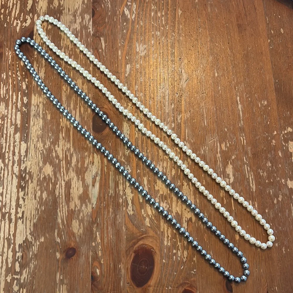 Two Pearl Strand Necklaces - Picture 1 of 4